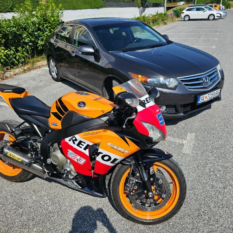 Honda CBR 1000 RR 2008 godina Repsol