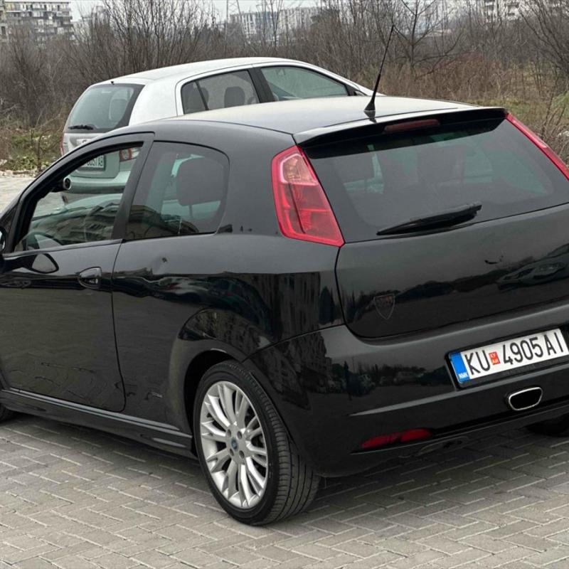 FIAT GRANDE PUNTO SPORTING 1.9 JTD