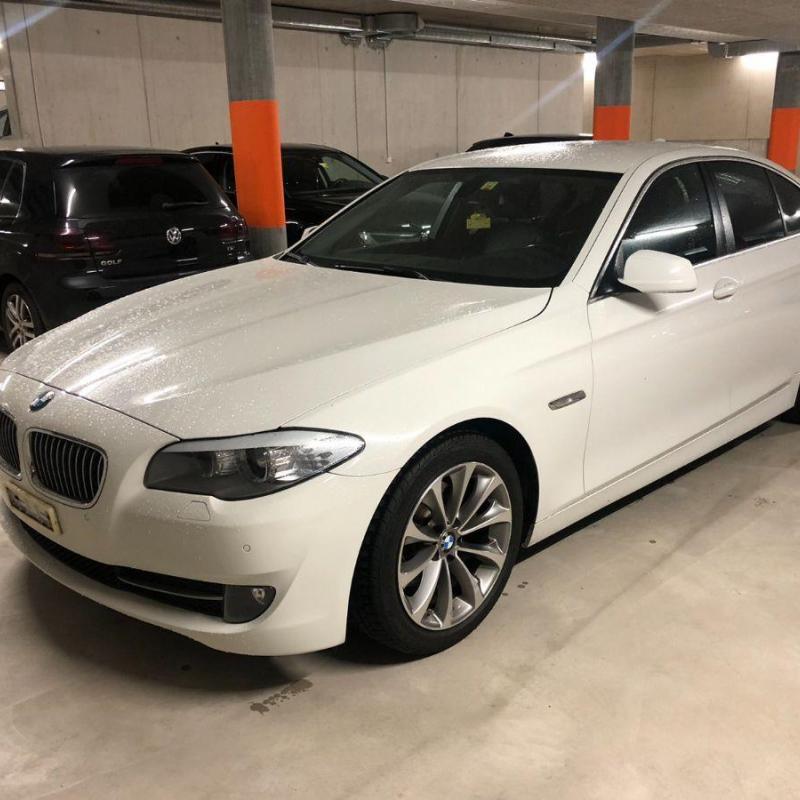 BMW F10 520D LUXURY FABRIKA EDEN SOPSTVENIK