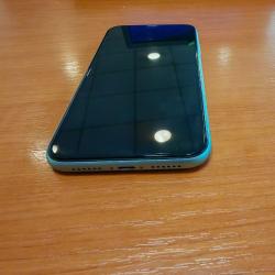 Se prodava Iphone 11