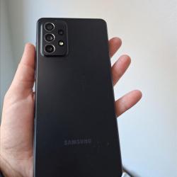 Se prodava Samsung Galaxy A72