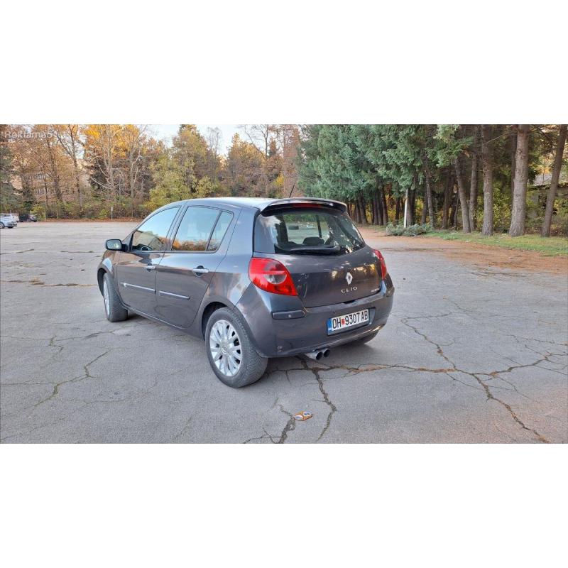 Renault Clio 2006 godina