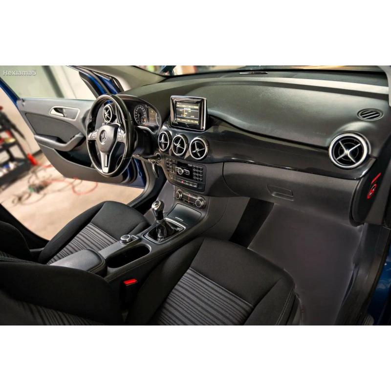 Mercedes Benz B180 moze zamena