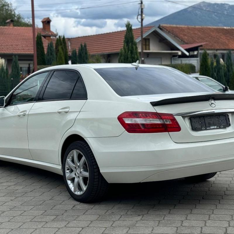 MERCEDES E200CDI BLUEEFFICIENCY EURO 5