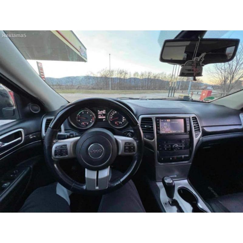 Jeep Grand Cherokee *Overland* najful oprema 2012g