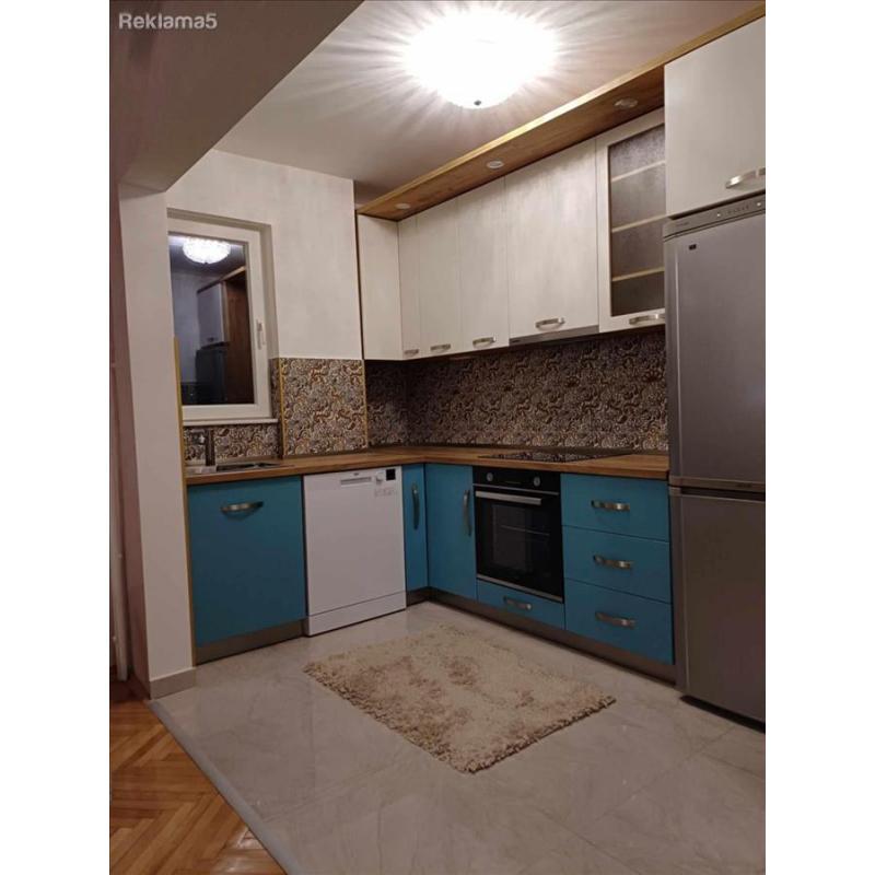 Se prodava stan vo centar na Bitola, zgrada 'Grozd'