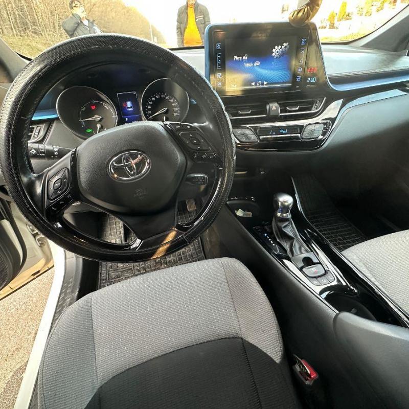 Toyota C-HR 1.8 Hybrid Style Selection 2019
