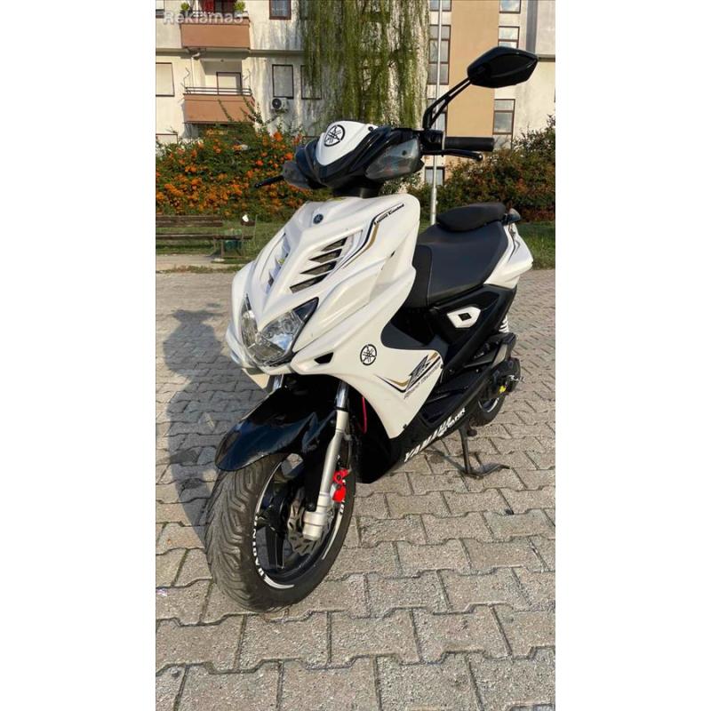 Yamaha Aerox 2016 kako nov