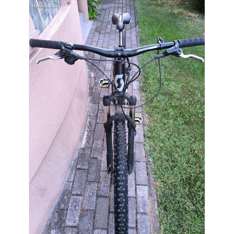 Se prodava velosiped SCOTT ASPECT 915 L