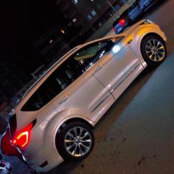 FORD KUGA 2.0 TDCI VIGNALE 180 FPS 4x4 avtomatik Panorama CH