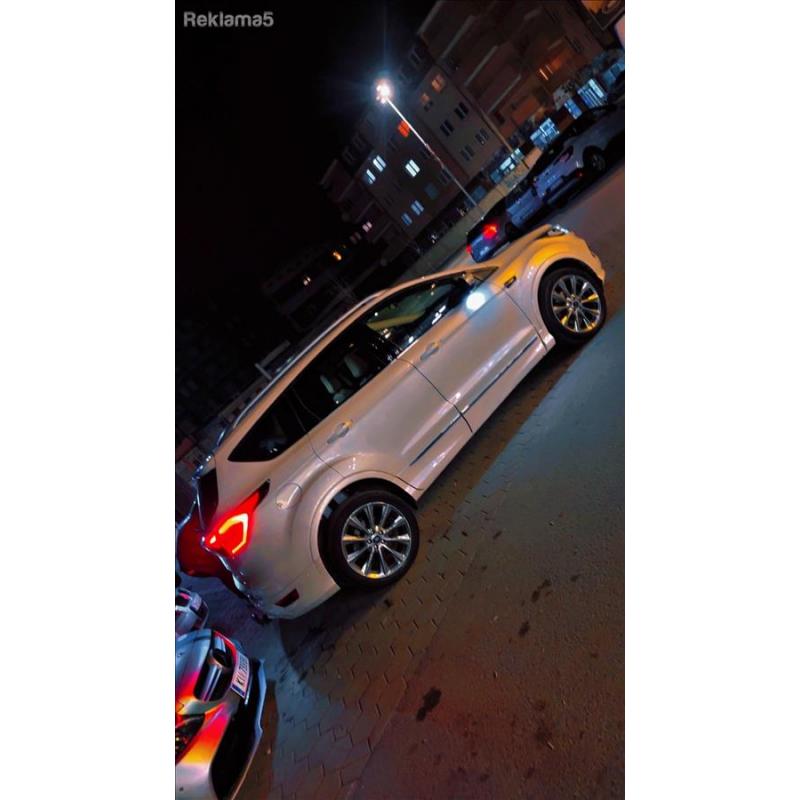 FORD KUGA 2.0 TDCI VIGNALE 180 FPS 4x4 avtomatik Panorama CH