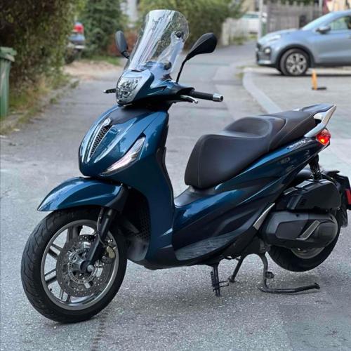 Piaggio Beverly 400 2022 godina