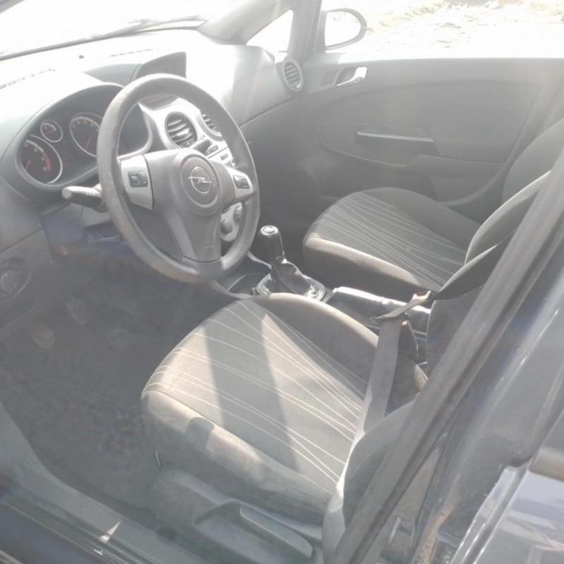 OPEL CORSA D 1.2 BENZIN ODLICNA SOSTOJBA