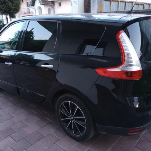 Reno skenic bose edicion fiat panda