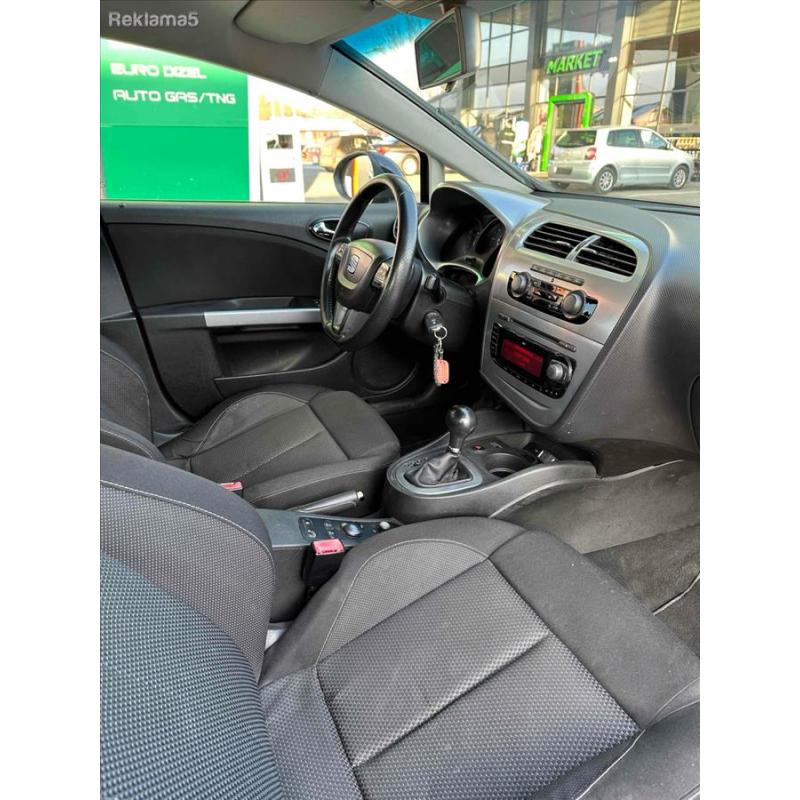 Seat leon 2.0tdi automatik 140hp 2010g