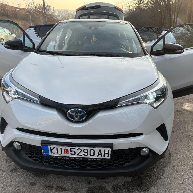 Toyota C-HR 1.8 Hybrid Style Selection 2019