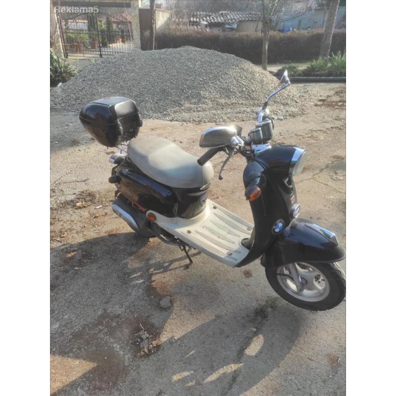 Se prodava Motor Baotin 50cc