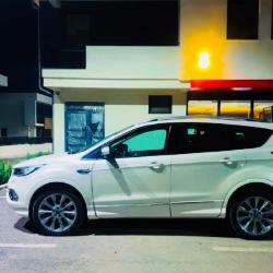 FORD KUGA 2.0 TDCI VIGNALE 180 FPS 4x4 avtomatik Panorama CH