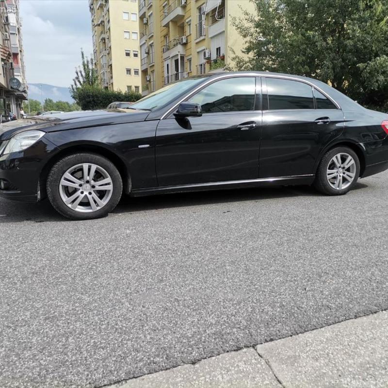 MERCEDES E220CDI