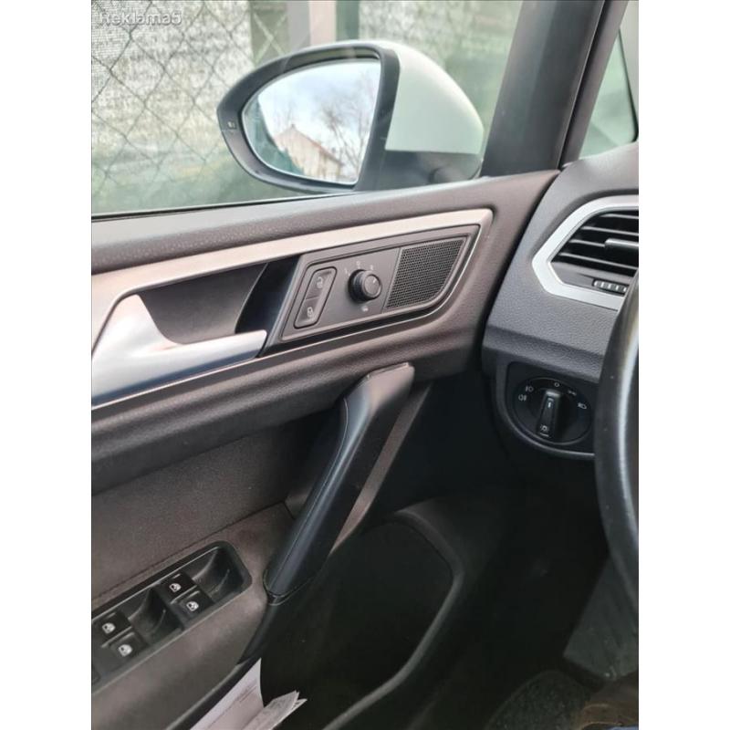 Се продава Golf Sportsvan 1.6 TDI 2018 115кс