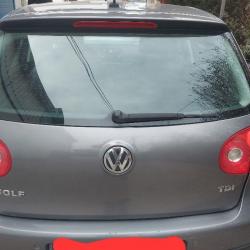 Golf 5 staklo