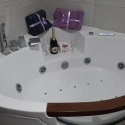 Stan za kratok prestoj so dzakuzi vo Flatiron / short stay