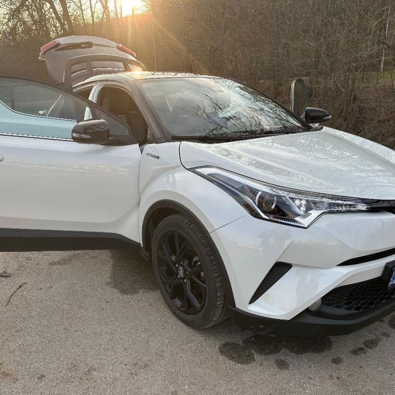 Toyota C-HR 1.8 Hybrid Style Selection 2019