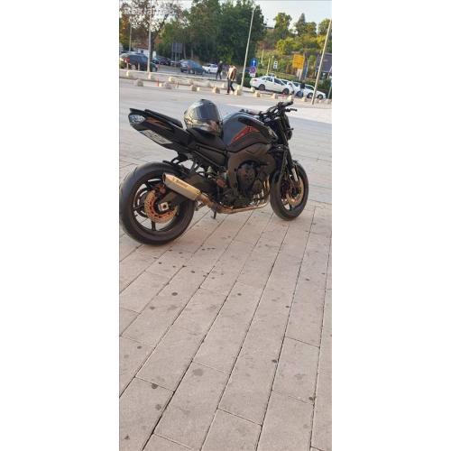 Yamaha FZ8