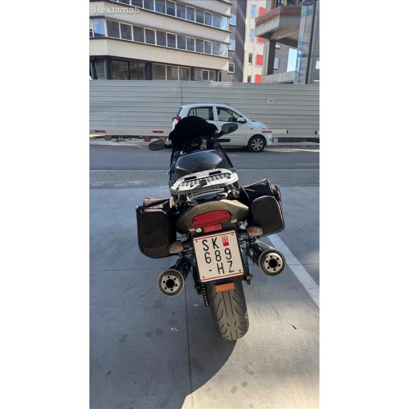 Honda CBR 1100 XX