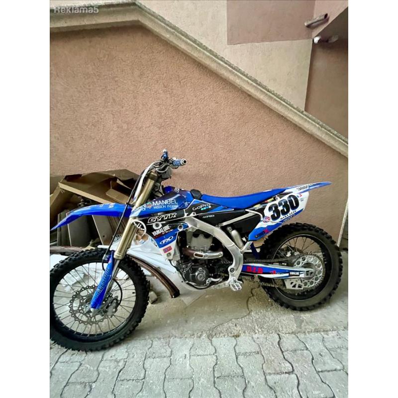 Yamaha YZ450F motor