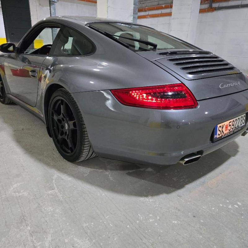 2006 Porsche 911 Carrera 4