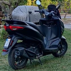 Aprilia sxr 50 4T 2022 god 7000 km