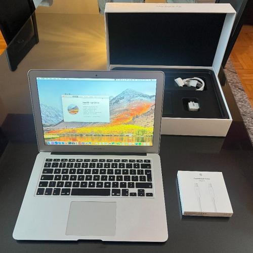 Apple MacBook Air
