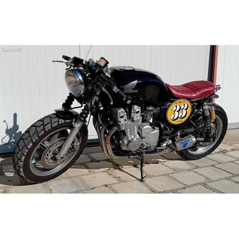 Honda CB 750 cafe racer
