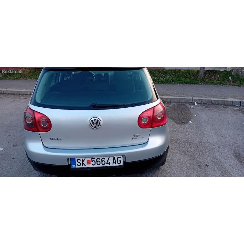 Se prodava golf5 1.9 tdi 4 motion
