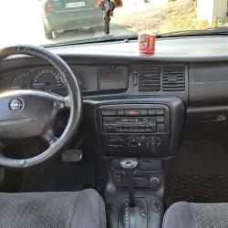 Opel vectra 1.8 vgraden dizna plin REG.. SO ZELEN Karton
