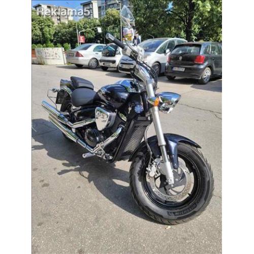 Suzuki Intruder Motor