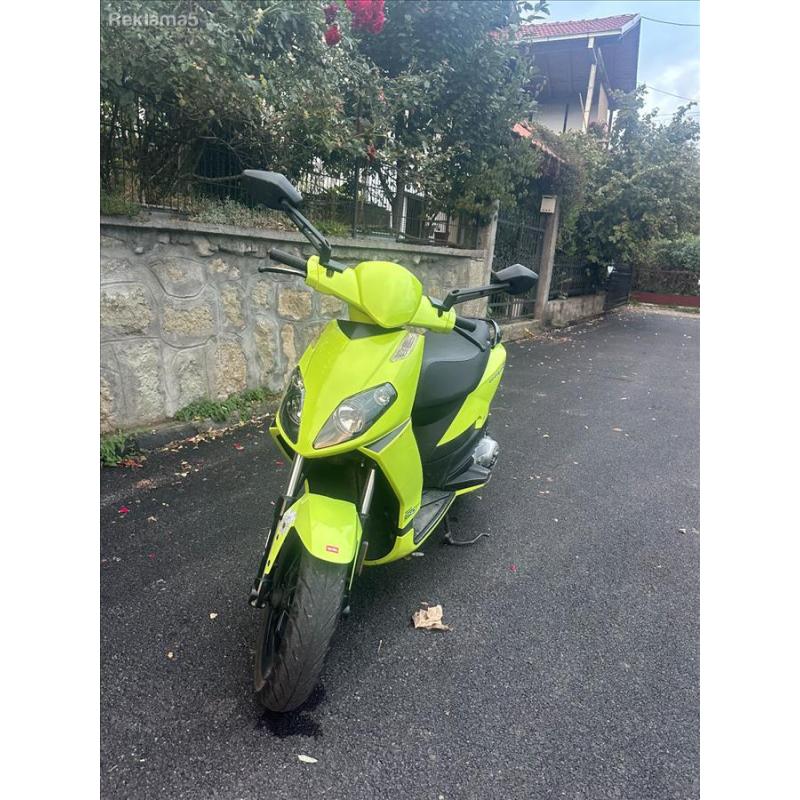 APRILIA SPORTCITY 50