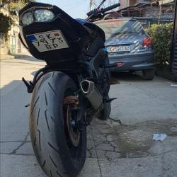Yamaha FZ8