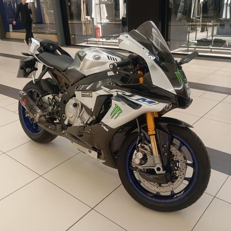 Yamaha R1M vo Skopje