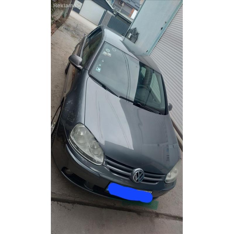 Golf 5 staklo