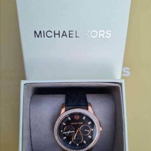 Нов часовник MICHAEL KORS