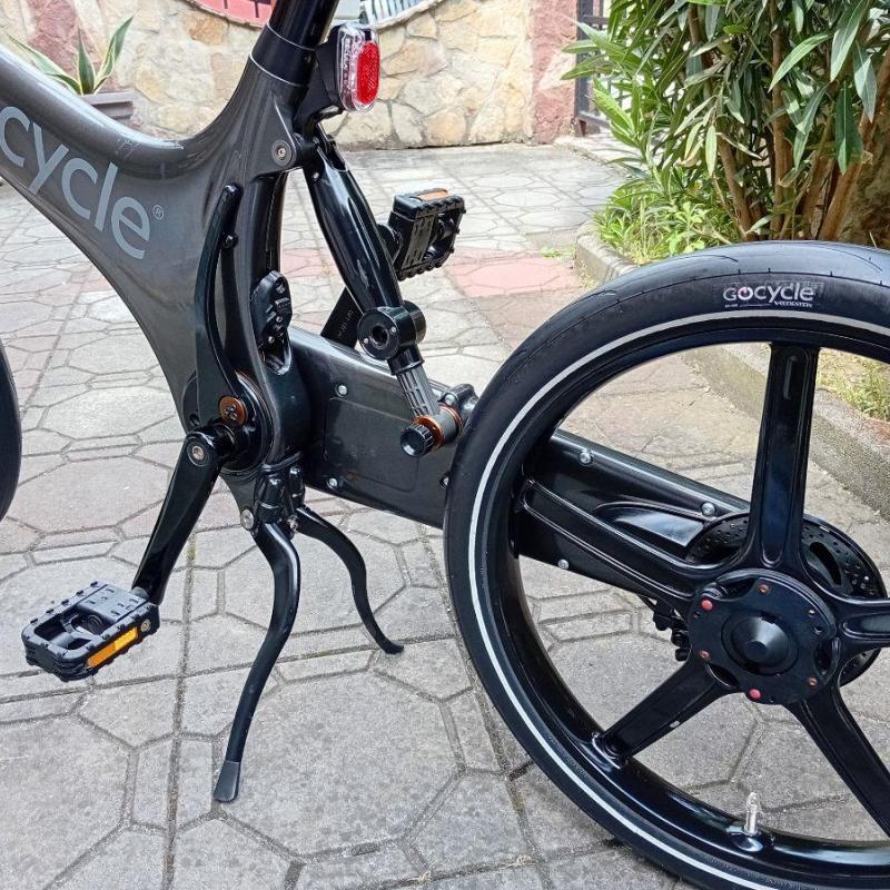 Elektricen velosiped GoCycle
