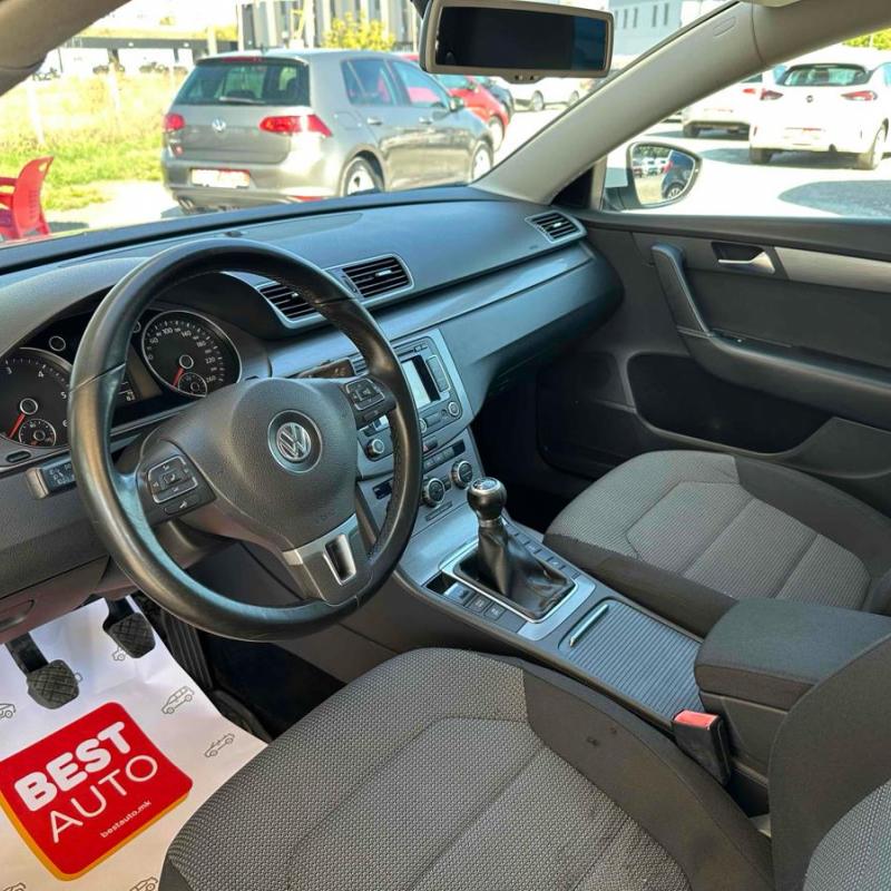 Volkswagen Passat 1.6 TDI 105 ks, Highline, 2012 g.