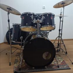 Se prodava komplet tapani