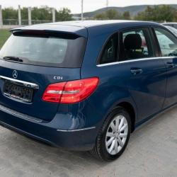 Mercedes Benz B180 moze zamena