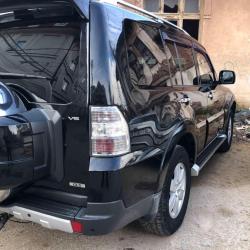 Mitsubichi pajero benz plin 7 sedista