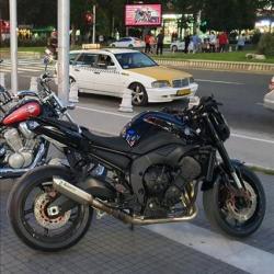 Yamaha FZ8
