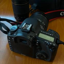 Se prodava digitalna kamera | CANON EOS 7D