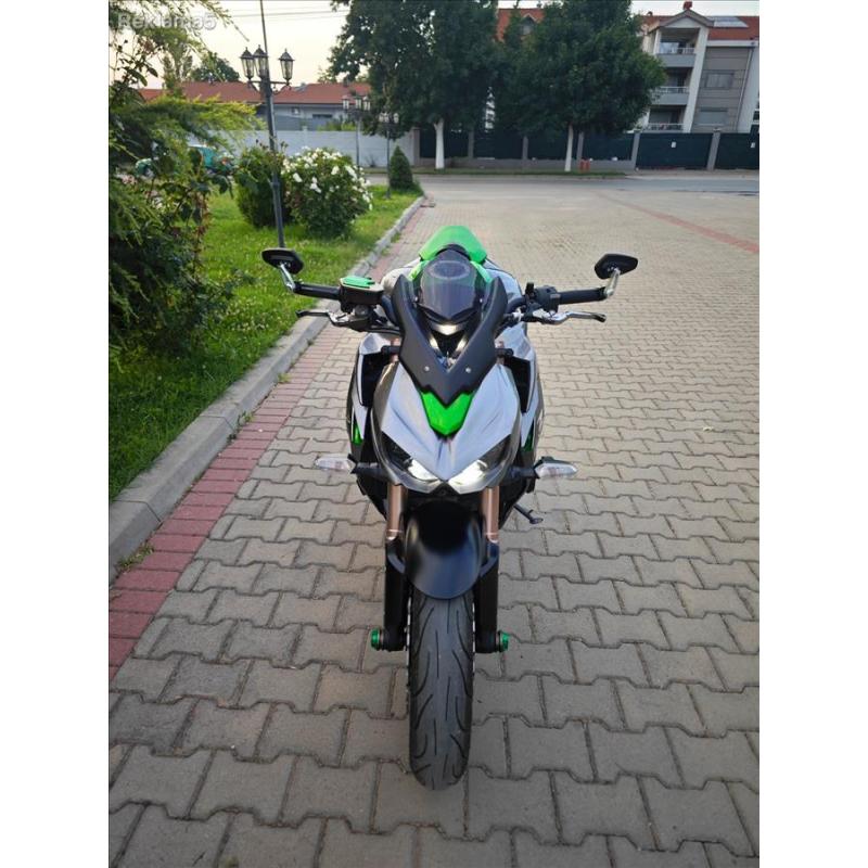 Kawasaki z1000 2015 godina